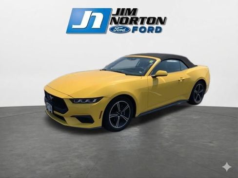 Used 2024 Ford Mustang Premium RWD image 4
