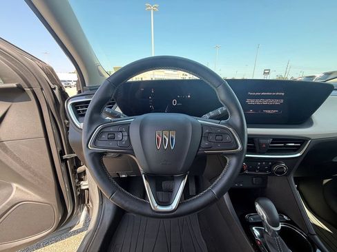 Used 2024 Buick Encore GX Preferred w/ Comfort Package FWD image 19