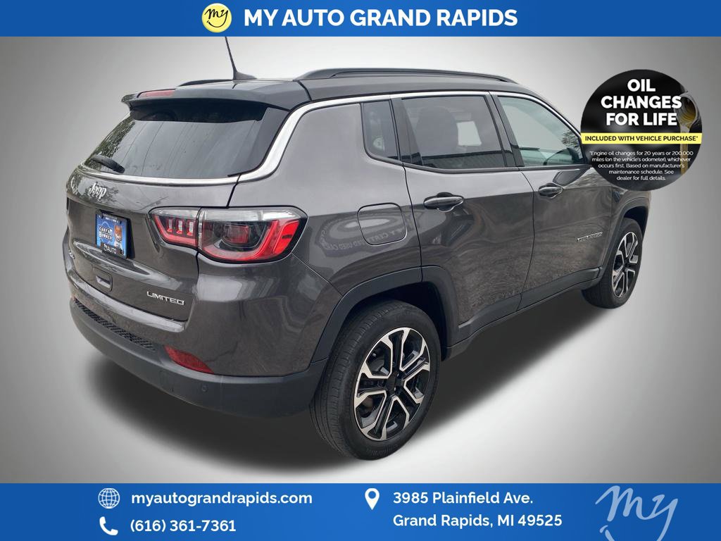 Used 2023 Jeep Compass Limited AWD/4WD image 5
