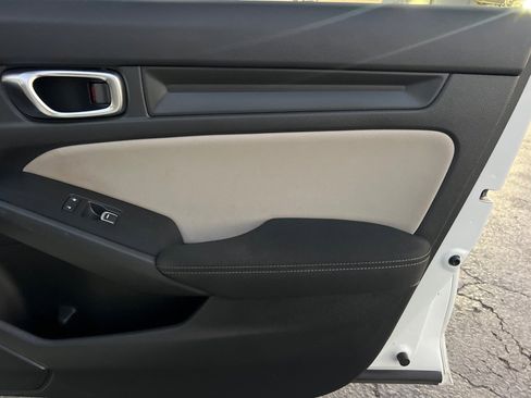 Used 2022 Honda Civic LX image 16