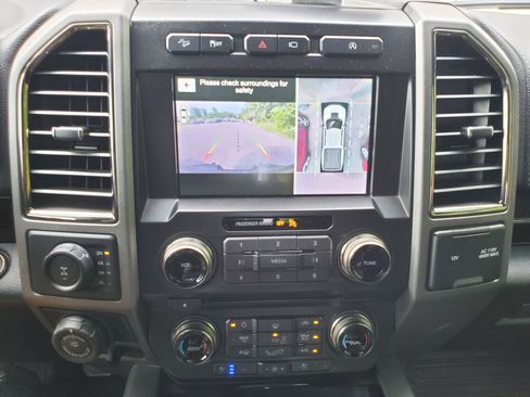 Used 2018 Ford F150 Raptor w/ Equipment Group 802A Luxury AWD/4WD image 39