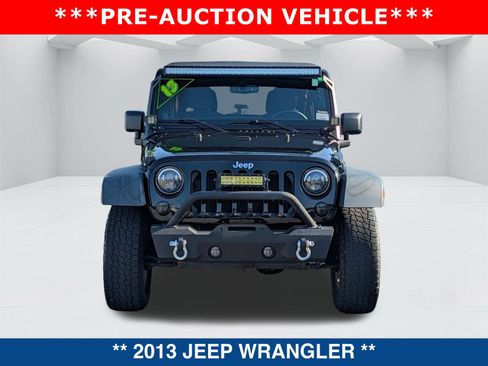 Used 2013 Jeep Wrangler Unlimited Sport AWD/4WD image 9