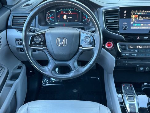 Used 2019 Honda Pilot Touring image 14