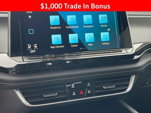 New 2025 Volkswagen Atlas Cross Sport SEL Premium R-Line AWD/4WD image 18