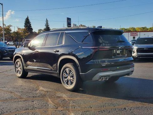 New 2026 Chevrolet Traverse LT w/ Driver Confidence Package image 3