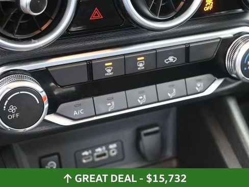 Used 2024 Nissan Sentra SV w/ Trunk Package image 27