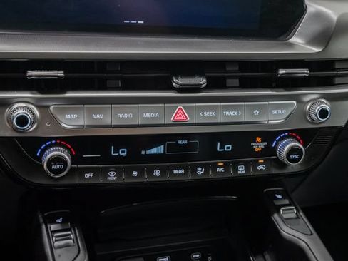 Certified 2025 Kia Telluride S AWD/4WD image 19