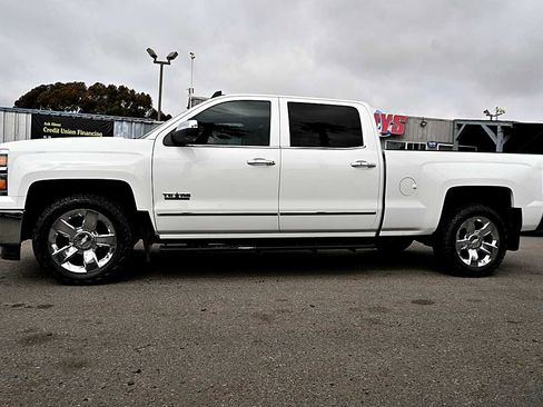 Used 2015 Chevrolet Silverado 1500 LTZ w/ Texas Edition, 1LZ Trim RWD image 7