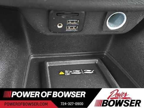 Used 2023 Chevrolet Traverse RS image 18