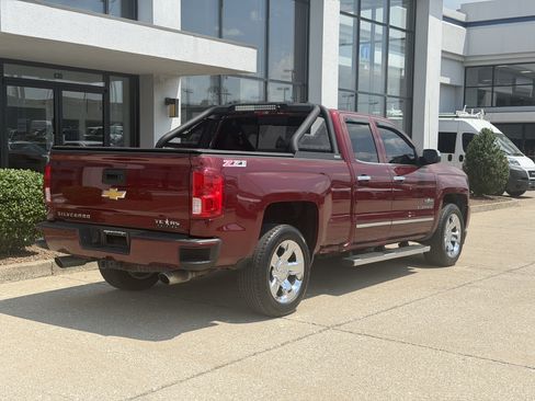 Used 2017 Chevrolet Silverado 1500 LTZ Z71 AWD/4WD image 4