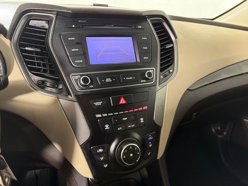 Used 2018 Hyundai Santa Fe Sport image 17