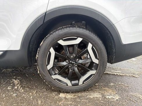 Certified 2024 Kia Telluride S w/ S Sunroof Package image 10