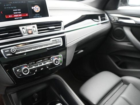 Used 2020 BMW X1 xDrive28i w/ Premium Package AWD/4WD image 4
