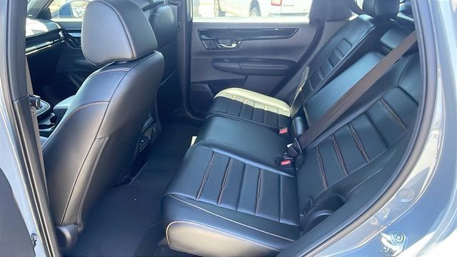 Used 2025 Honda CR-V Sport Touring image 12