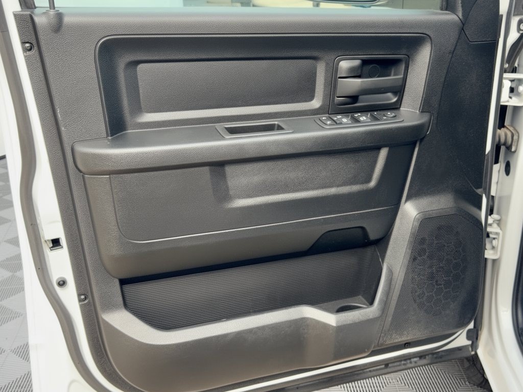 Used 2019 RAM 1500 Tradesman w/ Popular Equipment Group AWD/4WD image 14