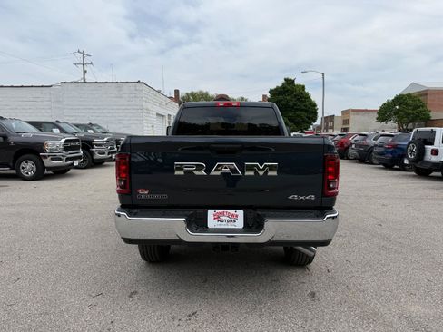 New 2026 RAM 2500 Big Horn AWD/4WD image 6