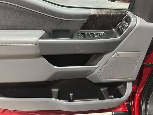 Used 2022 Ford F150 Lariat w/ Equipment Group 502A High image 20