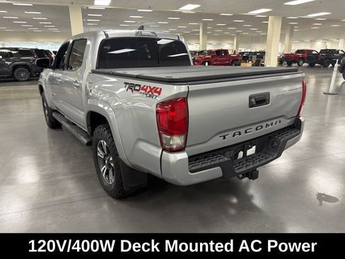 Certified 2017 Toyota Tacoma TRD Sport w/ Tow Package AWD/4WD image 5