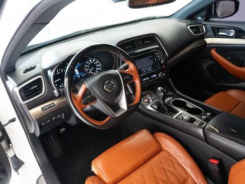 Used 2020 Nissan Maxima Platinum w/ Reserve Package FWD image 3
