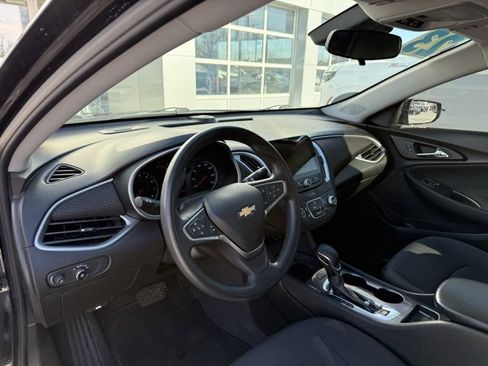Used 2023 Chevrolet Malibu LS image 6