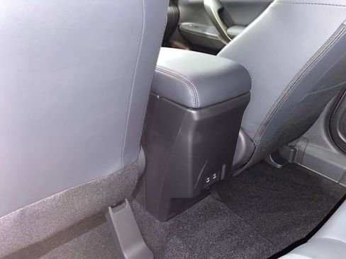 Used 2026 Mitsubishi Eclipse Cross AWD image 13