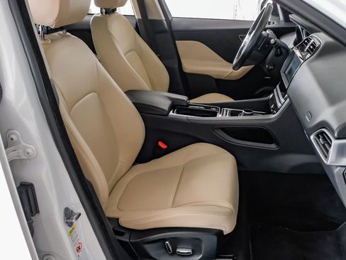 Used 2019 Jaguar F-PACE Premium AWD/4WD image 31