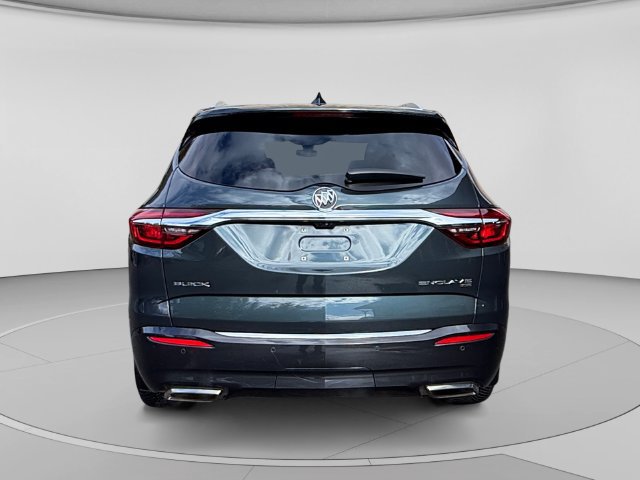 Used 2018 Buick Enclave Avenir w/ Avenir Technology Package AWD/4WD image 4