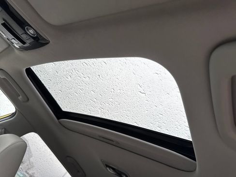 Used 2023 Kia Seltos SX w/ SX Sunroof Package image 18