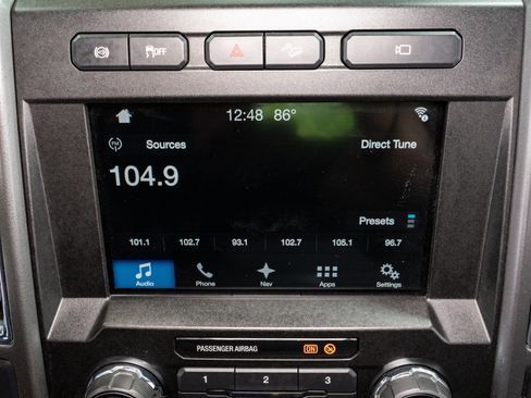 Used 2017 Ford F250 XLT w/ XLT Premium Package image 18