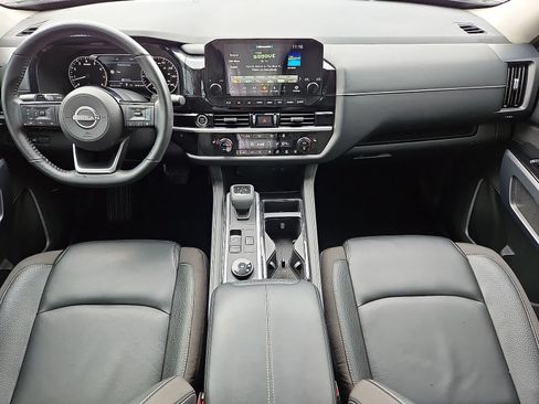 Used 2023 Nissan Pathfinder SL w/ Lighting Package (N92) AWD/4WD image 26