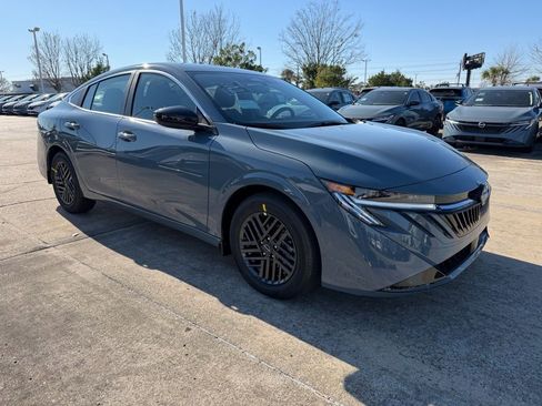 New 2026 Nissan Sentra SV FWD image 7