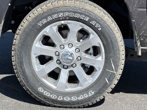 New 2026 RAM 2500 Laramie AWD/4WD image 24