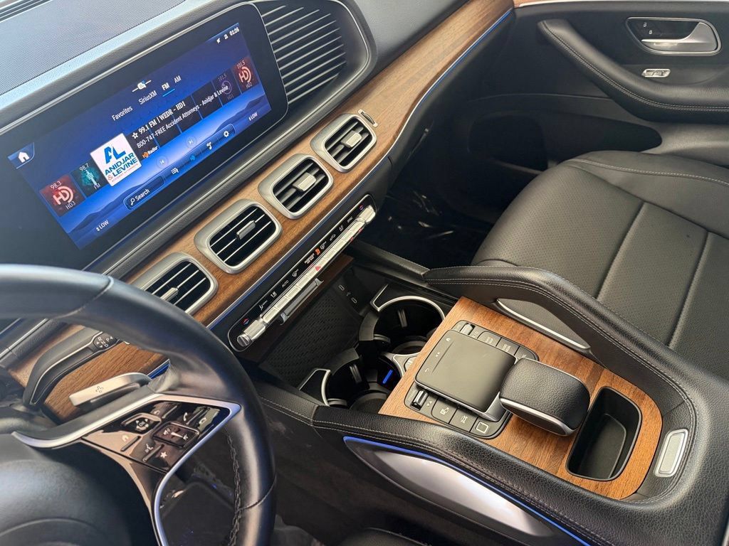 Used 2025 Mercedes-Benz GLE 350 4MATIC image 52