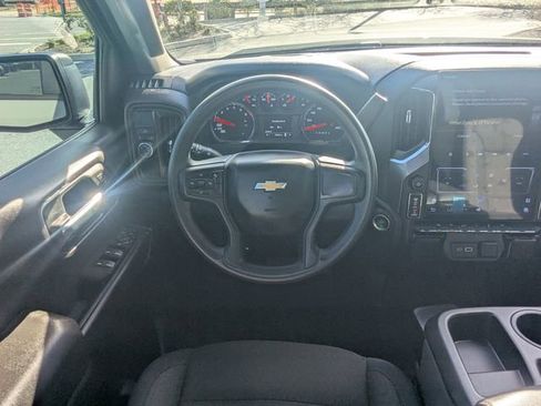 Used 2024 Chevrolet Silverado 1500 Custom image 14