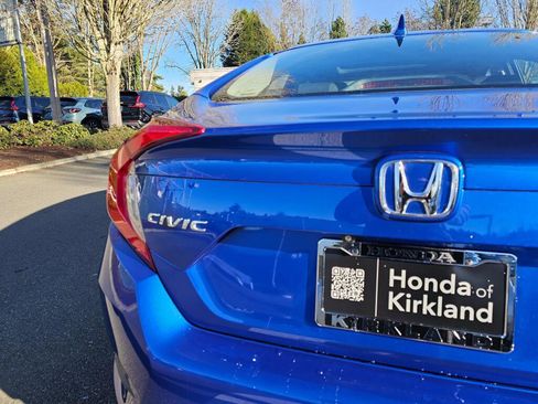 Used 2017 Honda Civic EX image 40