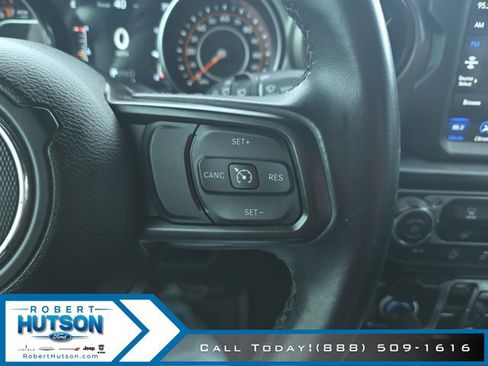 Used 2022 Jeep Wrangler Unlimited Sport AWD/4WD image 14