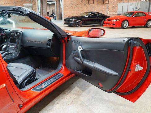 Used 2013 Chevrolet Corvette Grand Sport w/ 2LT Preferred Equipment Group RWD image 49