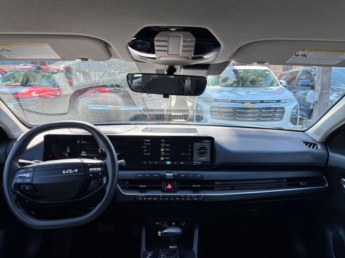 Used 2026 Kia K4 FWD image 32