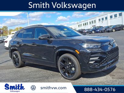 New 2025 Volkswagen Tiguan SE R-Line