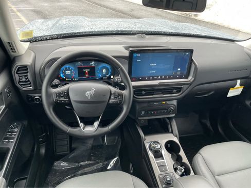 Used 2025 Ford Bronco Sport Badlands w/ Badlands Tech Package image 16