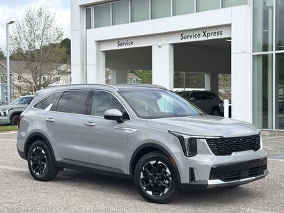 Used 2026 Kia Sorento S w/ S Panoramic Sunroof Package