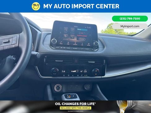 Used 2021 Nissan Rogue SV AWD/4WD image 10