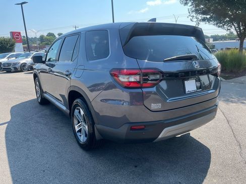 Used 2024 Honda Pilot EX-L image 2