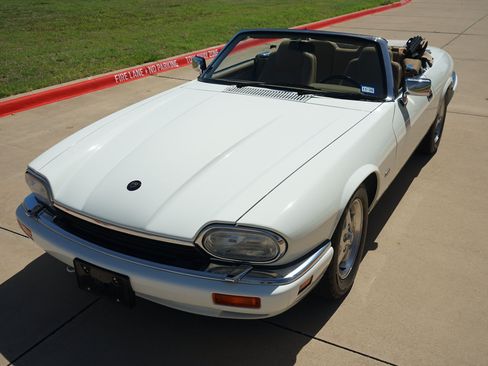 Used 1995 Jaguar XJS 4.0 Convertible RWD image 2