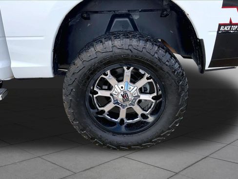 Used 2018 RAM 1500 Lone Star AWD/4WD image 10