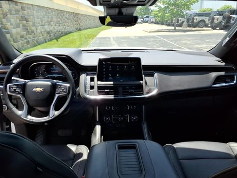 Used 2023 Chevrolet Tahoe Premier AWD/4WD image 37