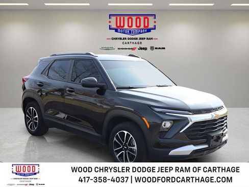 Used 2024 Chevrolet TrailBlazer LT w/ Driver Confidence Package image 1