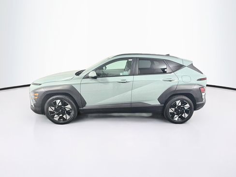 Used 2025 Hyundai Kona SEL FWD image 4