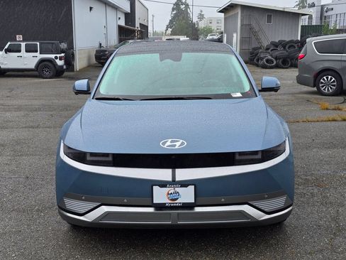 Used 2024 Hyundai Ioniq 5 Limited AWD/4WD image 2