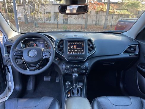 Used 2023 Jeep Cherokee Altitude Lux image 8